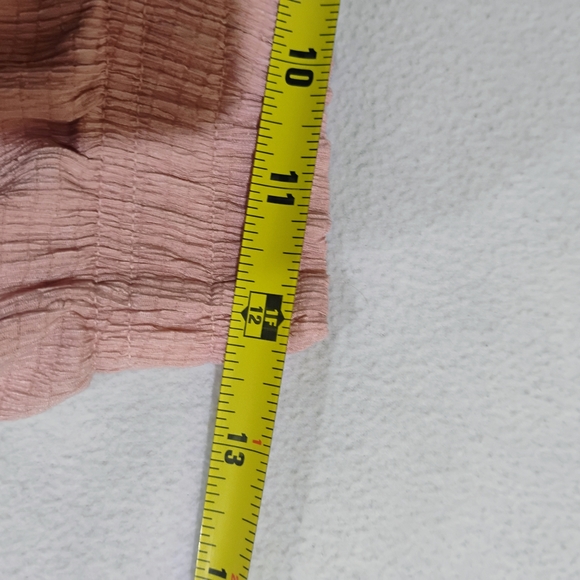 Women's Pink Ruffle Top and Shorts Set - Picture 13 of 15